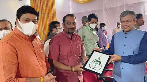 आमदार राजू पाटील यांनी घेतली केंद्रीय रेल्वेमंत्री अश्विनी वैष्णव यांची भेट