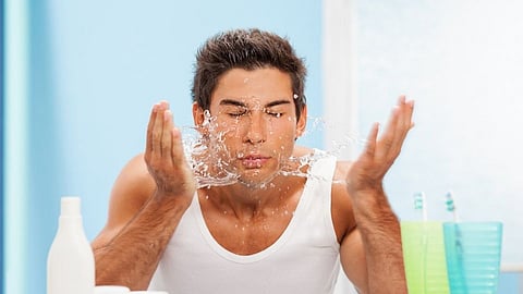Skin Care Tips For Men in Summer
