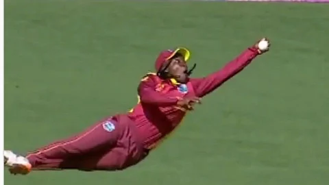 Deandra Dottin Catch