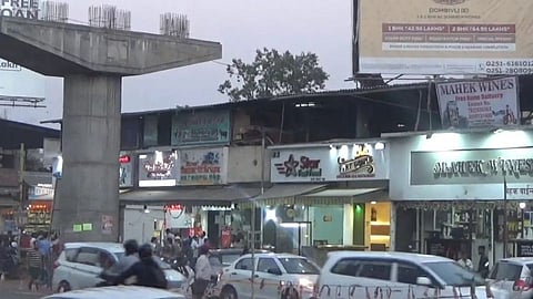 पलावा जंक्शन परिसरातील अनधिकृत बांधकामांवर कारवाई करण्याची मागणी