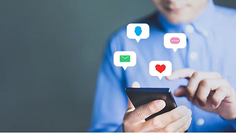 side effects of social media, social media addiction, digital detox