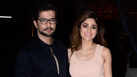 Bigg Boss fame actor Rakesh Bapat and actress Shamita Shetty Image