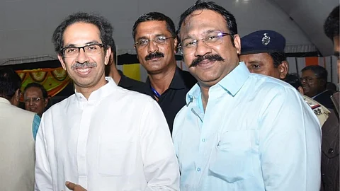 Shivsena mangesh kashikar resigns