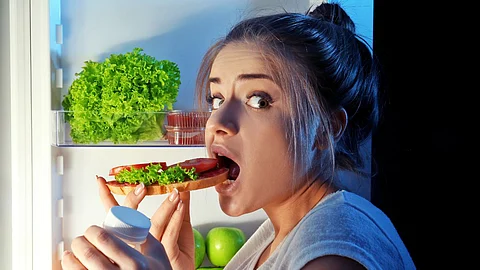 Why do I wake up starving in the night, Health Tips