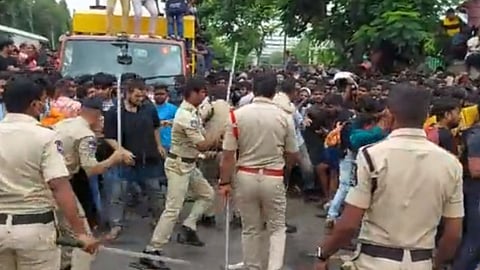 CCricket Fans And Police Clash Video Viral