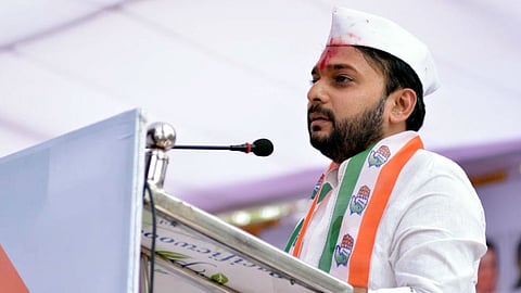 Vishwajeet kadam : वंचित बहुजन आघाडीचे अनेक प्रयोग सुरू; सांगलीच्या जागेवरून विश्वजीत कदम यांच्याकडून सूचक संकेत