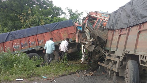 Washim Truck Accident