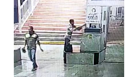 Wardha News Mobile Theft