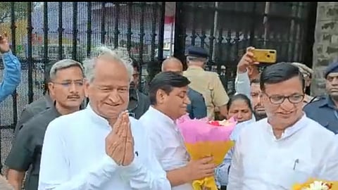 Ashok Geholt , Shirdi , Congress , Balasaheb Thorat , Sai Baba Mandir , Sai Baba