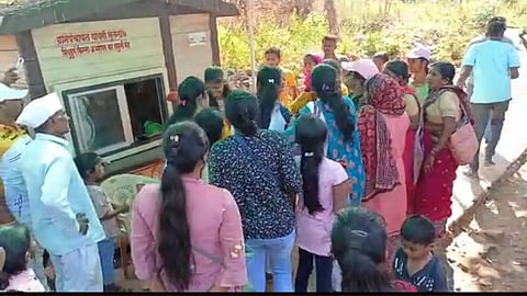 satara, sindhudurg, tourists, police