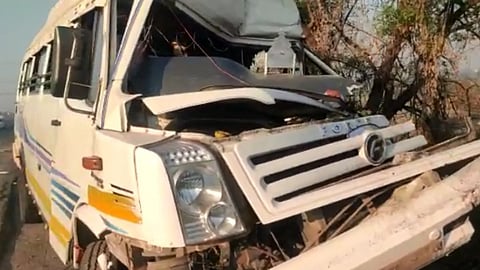 students, trip, aurangabad pune highway