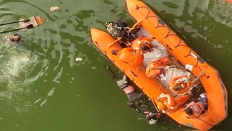 Dhule Accident