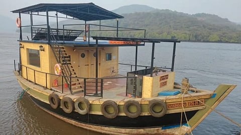 kokan tourism, guhaghar, satyawan derdekar, house boat