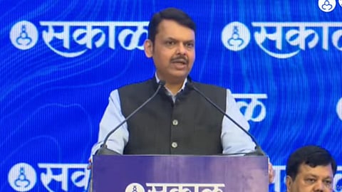 Devendra Fadnavis in Sahakar Parishad