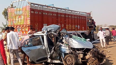 Accident On Nagpur Mumnai Highway