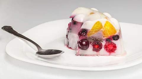 Jelly Fruit Cake Recipe