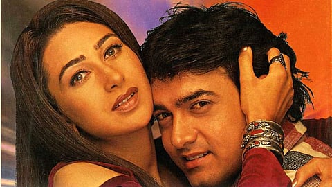 Karishma Kapoor and Aamir Khan Kissing Scene From Raja Hindustani