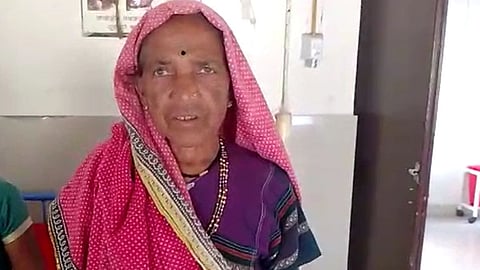 Nashik: आईलाच करावी लागली मुलीची डिलिव्हरी