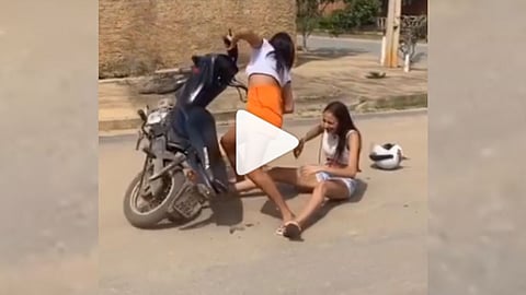 Scooty Girls Viral Video