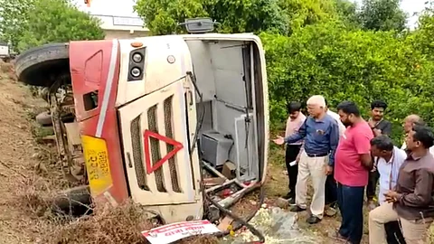 Jalna Accident News, gevrai, msrtc bus