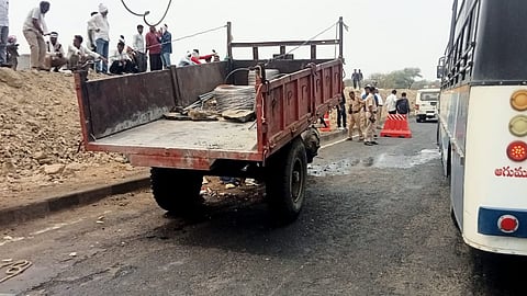 Wardha Accident