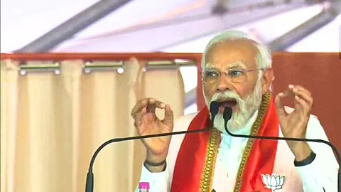 PM Narendra Modi in Mudbidri, Karnataka