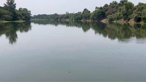 Ulhasnagar Crime News Two best friends drowned in Ulhas river ssd92