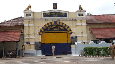 गर्लफ्रेंडवरून नागपूर जेलमध्ये टोळीयुद्ध, कैद्यांच्या दोन गटात मोठा राडा