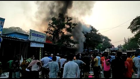 palghar, kasa market fire, fire brigade