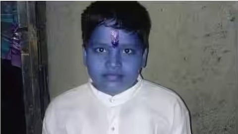 Sangli Boy Beating By Mantrik