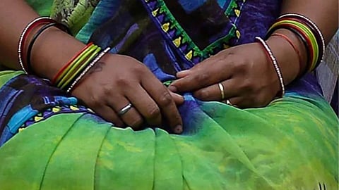 bihar crime News Married Women Physical Abuse by 24 year Man in muzaffarpur