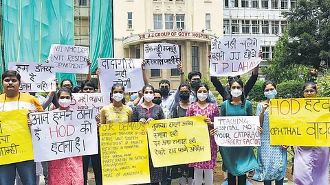 JJ Hospital resident doctors strike Back