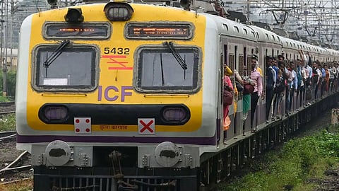 Mumbai Local Mega Block on Sunday