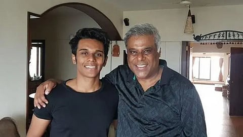 Ashish Vidyarthi With Son