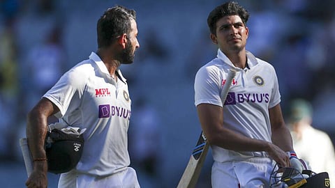 shubman gill with cheteshwar pujara