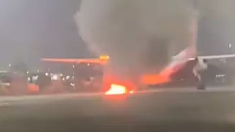 Delhi Plane Fire