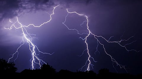 Beed News Lightning Strike