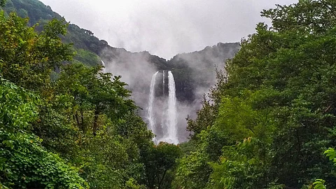 ozarde waterfall, lingmala waterfall, satara rain, mahabaleshwar