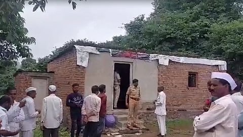 junnar fire news, sarpanch , aptale sablewadi