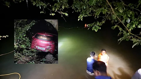 Pune Accident News car collapse khadakwasla dam girl Death on The Spot