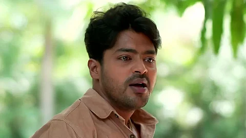 Hrishikesh Shelar Gets Emotional
