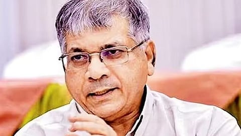 vishal agarwal detail inquiry will open many political facts says prakash ambedkar