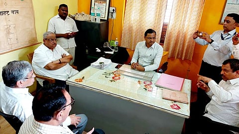 Shirpur News Amrish Patel