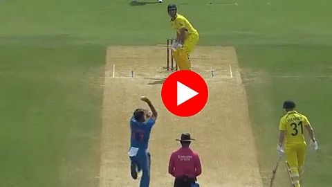 mohammed shami took wicket of mitchell marsh after hitting four runs in ind vs aus 1st odi