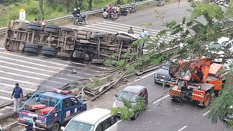 Pune Bangalore National Highway Accident News, Ganpati Festival, Khambatki Ghat