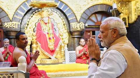 PM Narendra Modi, Shirdi