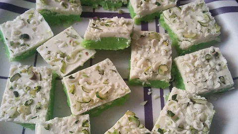 Chocolate Pista Barfi Recipe For Diwali