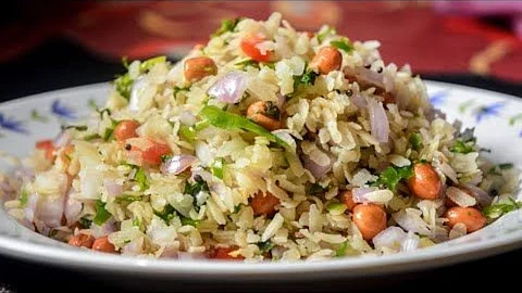 Maharashtrian Dadpe Pohe Recipe