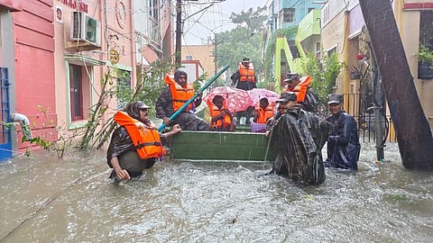 Chennai Cyclone Michaung: चक्रीवादळामुळे चेन्नईत ५ जणांचा मृत्यू; उद्या तेलंगणासाठी रेड अलर्ट 