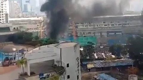 phoenix mall lower parel fire